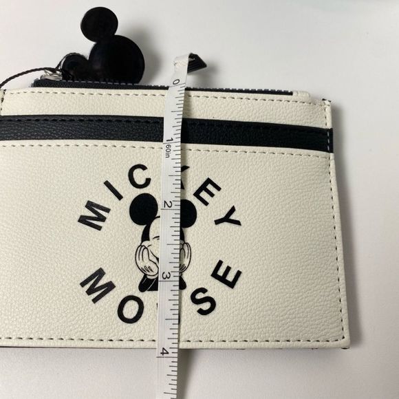 Mickey Mouse Cardholder - Picture 3 of 4